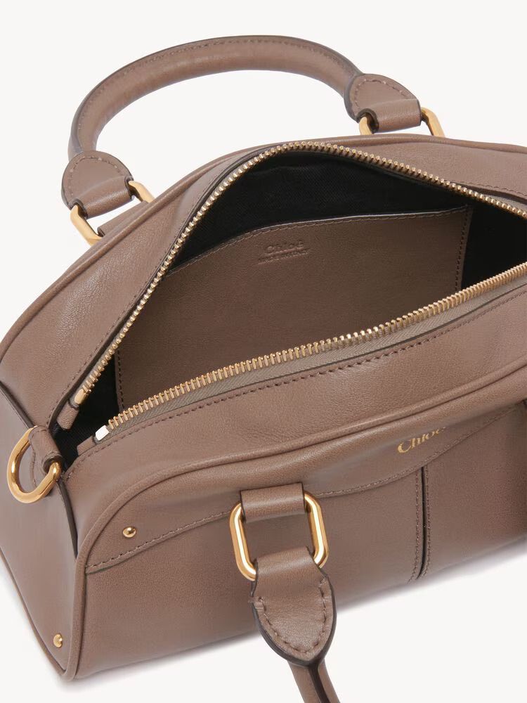 Chloé Shoulder Bag — Taupe Leather