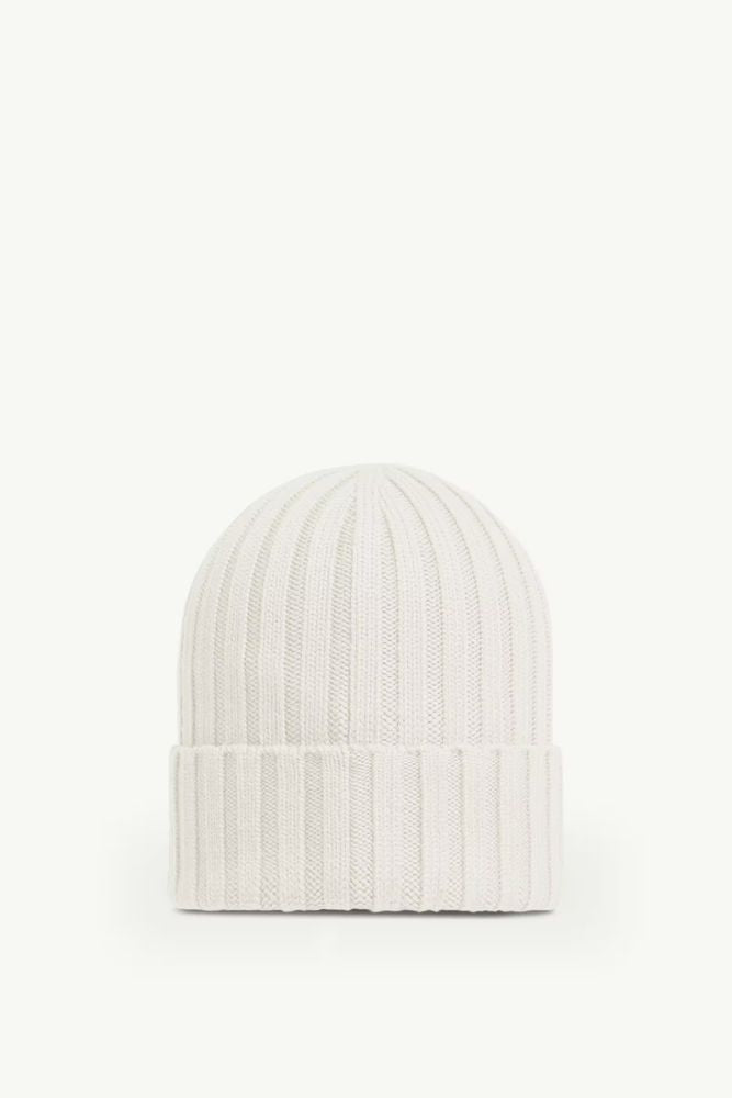 Moncler L20933b00036a9327030 Ribbed Knit Beanie — Ecru Beanies