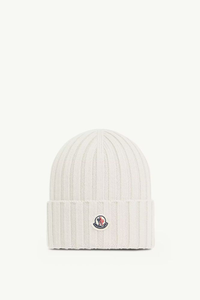 Moncler L20933b00036a9327030 Ribbed Knit Beanie — Ecru Beanies