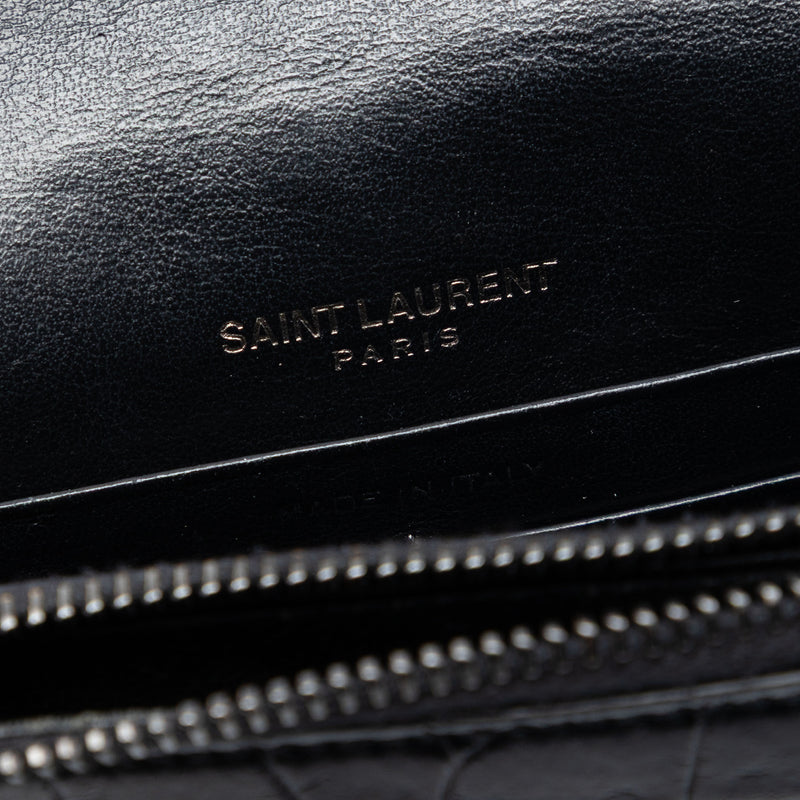 Croc Embossed Leather Monogram Monochrome Envelope Chain Wallet - Image 5