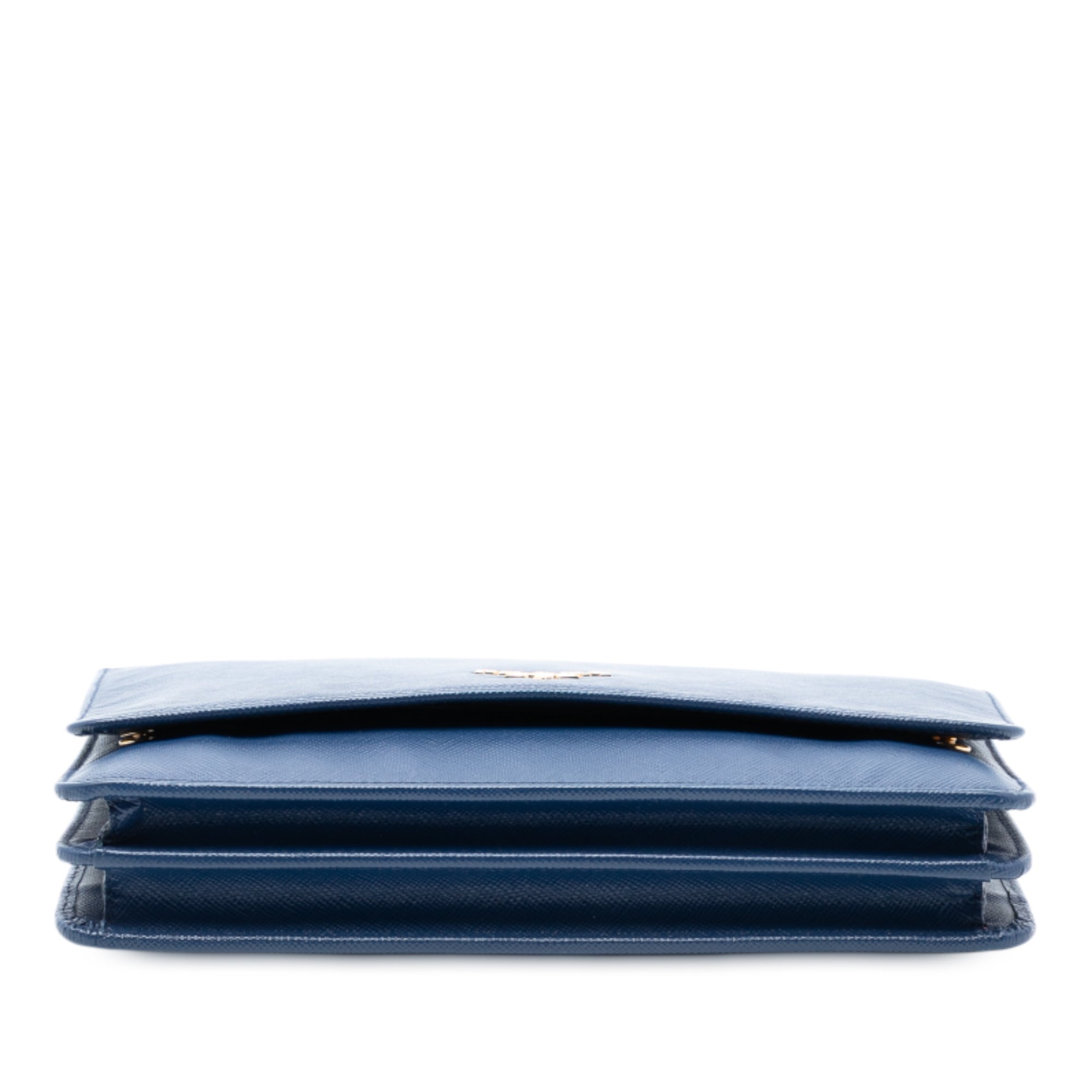 Saffiano Wallet On Chain - Image 3