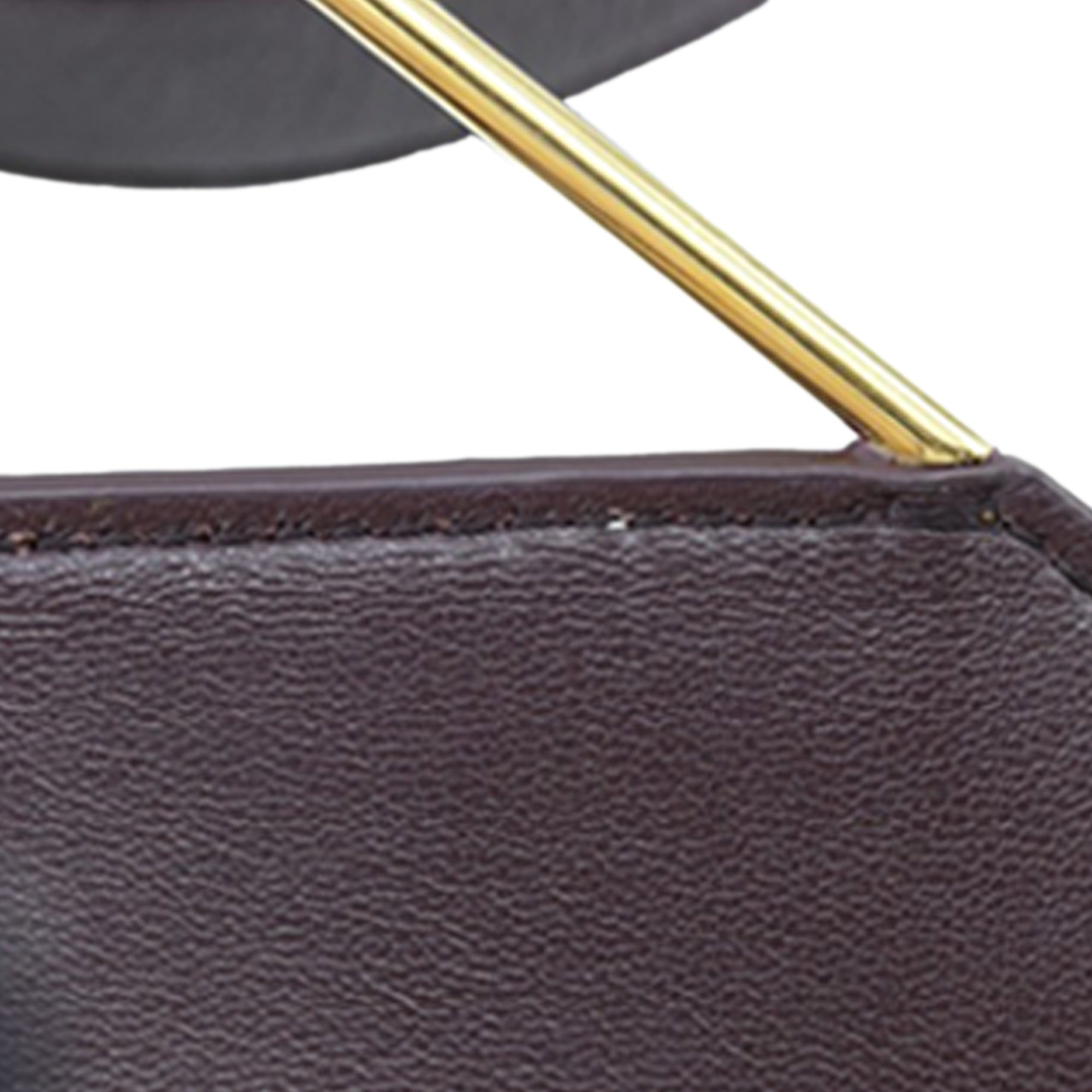 Leather The Clip Crossbody - Image 16