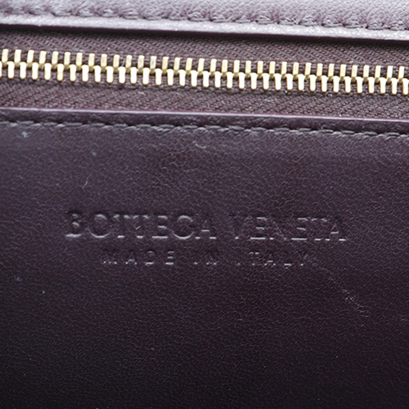 Leather The Clip Crossbody - Image 7