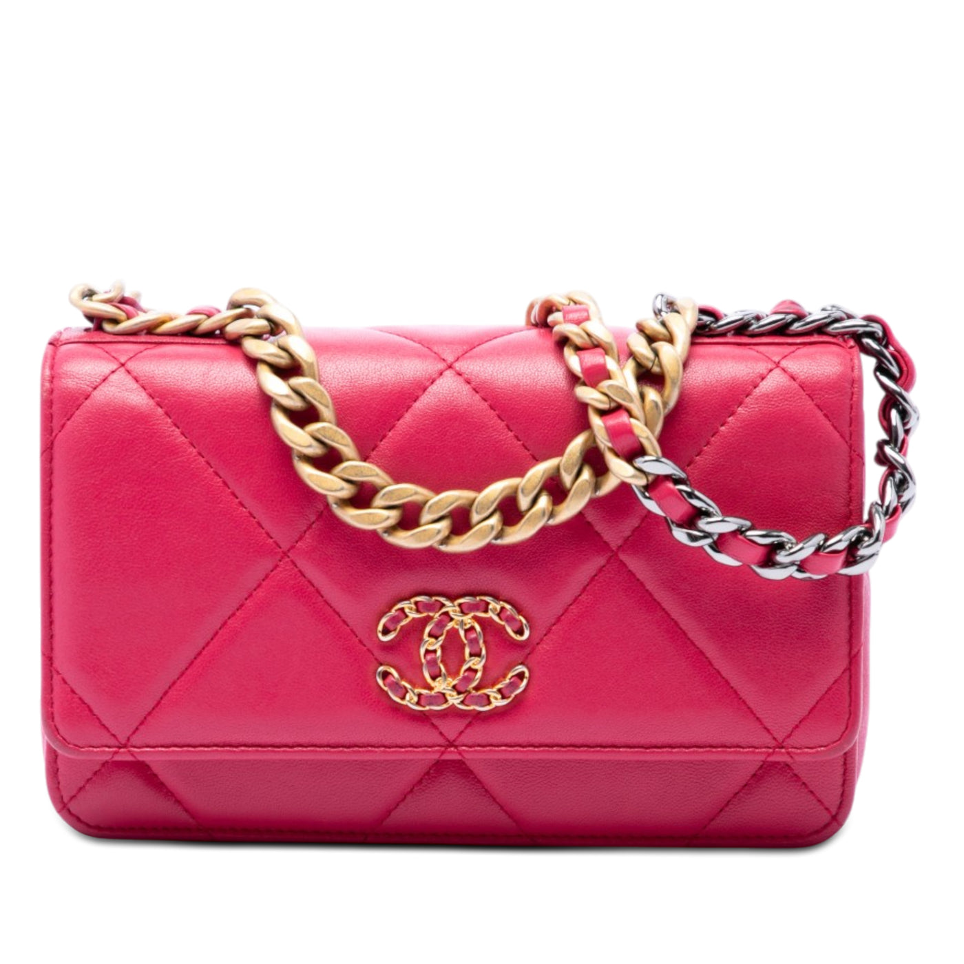 Quilted Lambskin 19 Wallet on Chain - Image 1
