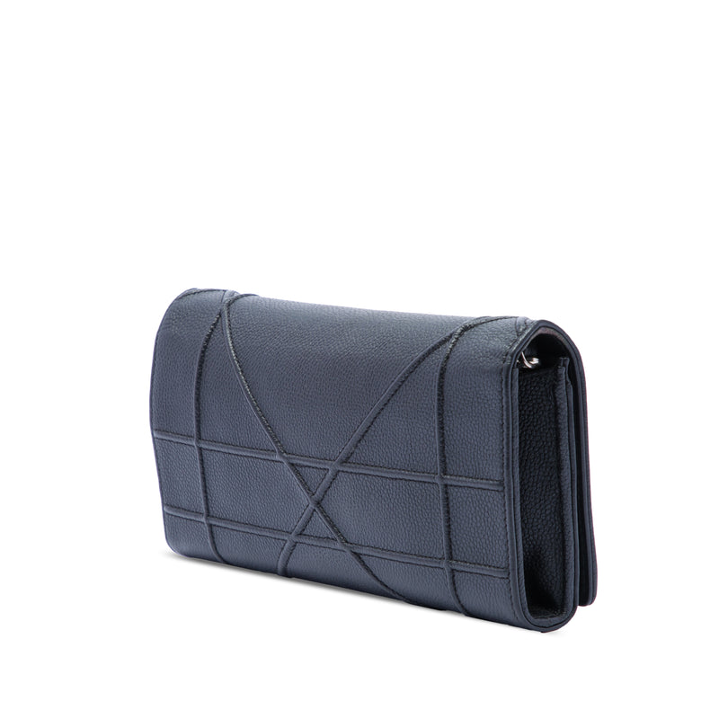 Grained Calfskin Diorama Croisiere Wallet on Chain - Image 2