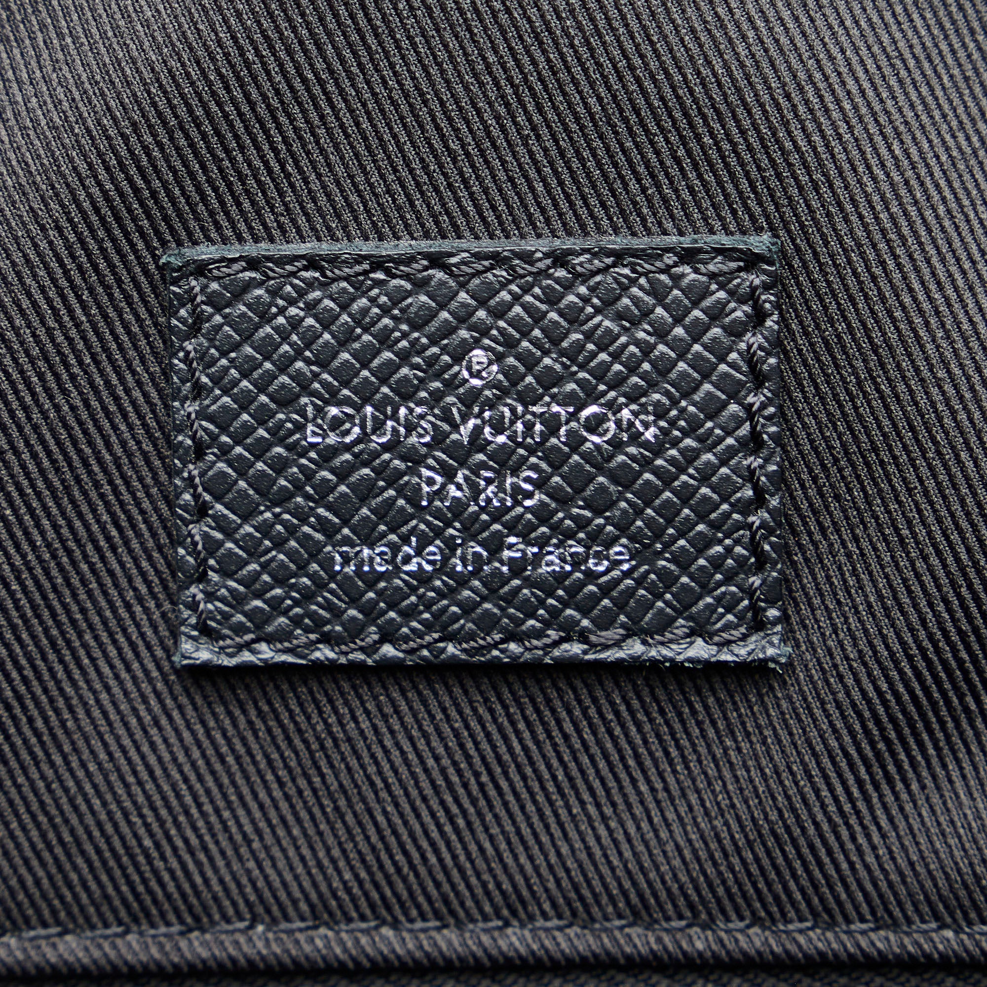 Taigarama Outdoor Tote - Image 6