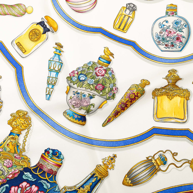 Qu Importe Le Flacon Silk Scarf 90 - Image 3