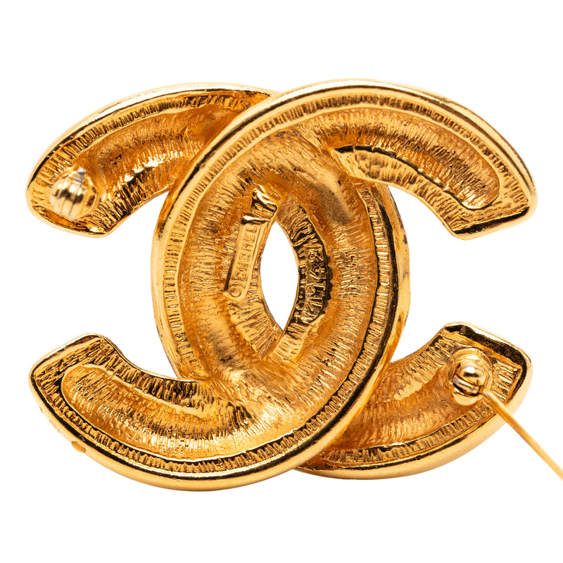 CC Gold Plated Quilted Brooch - Image 3