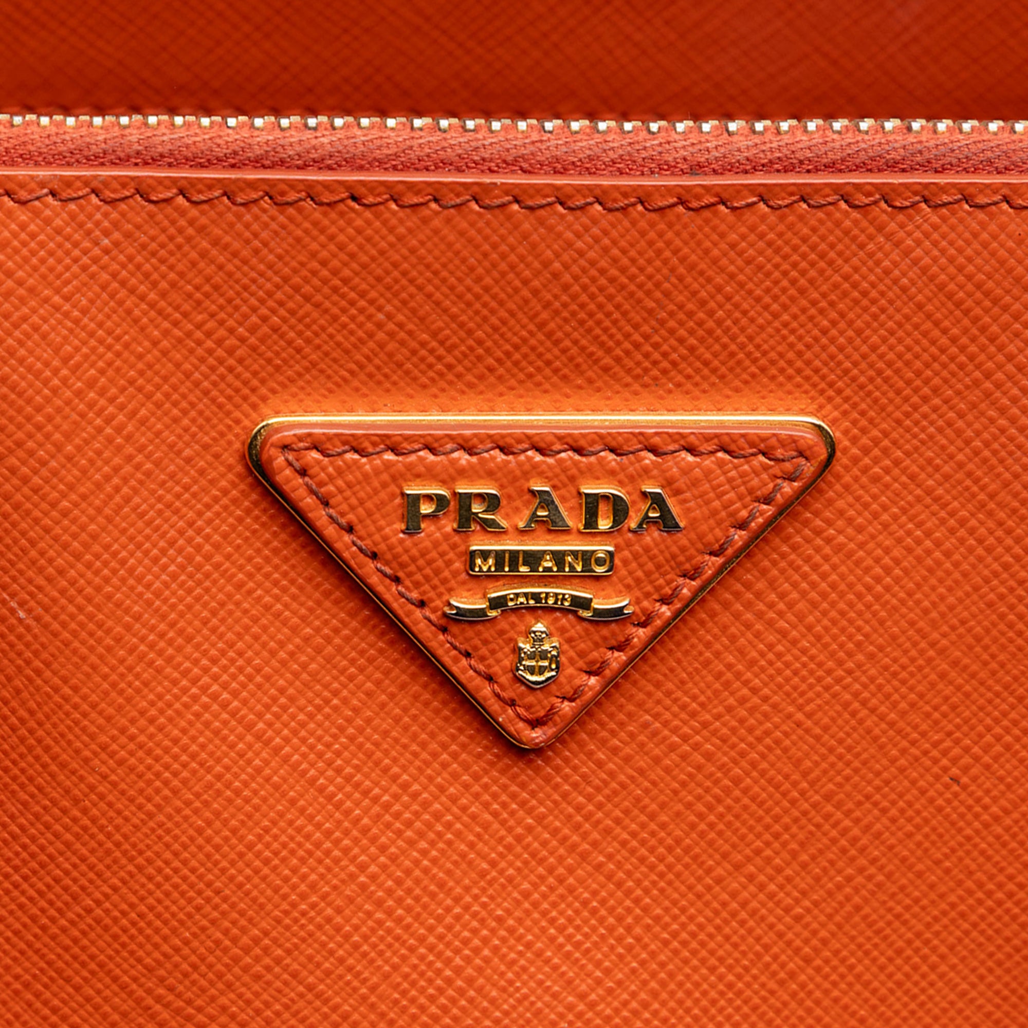 Medium Saffiano Lux Galleria Double Zip Satchel - Image 5