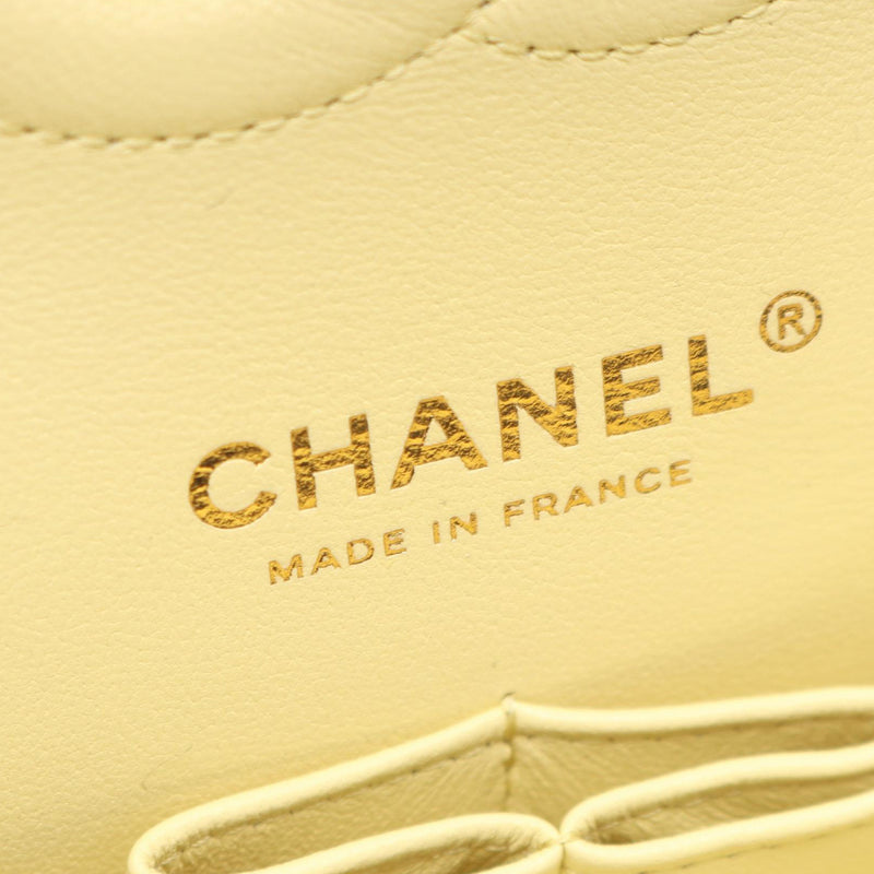 Medium Classic Lambskin Double Flap - Image 4