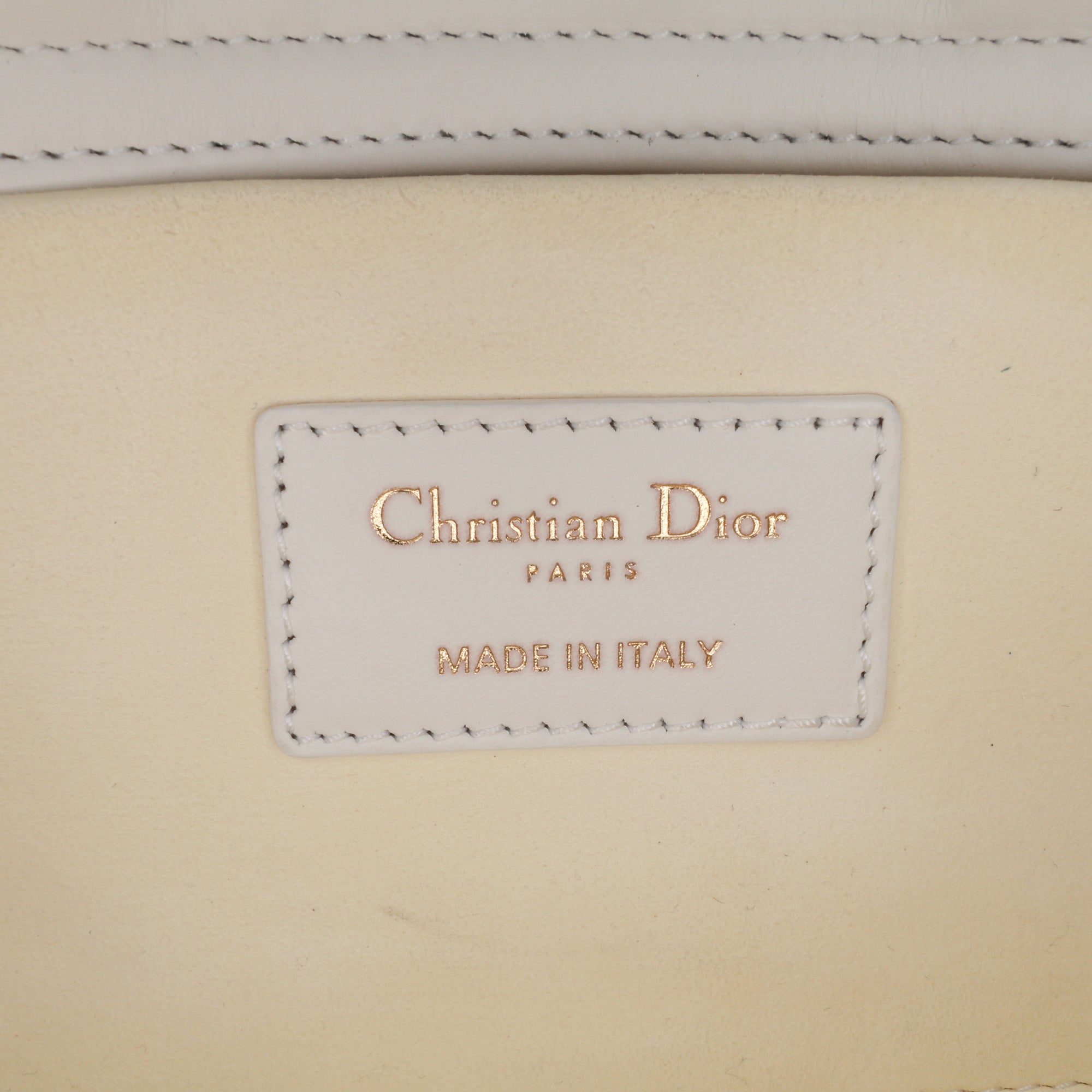 Medium Technical Fabric Macrocannage Lady D Joy - Image 5