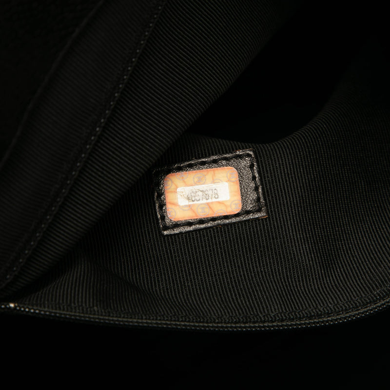 Caviar Logo Chain Shoulder Bag - Image 6