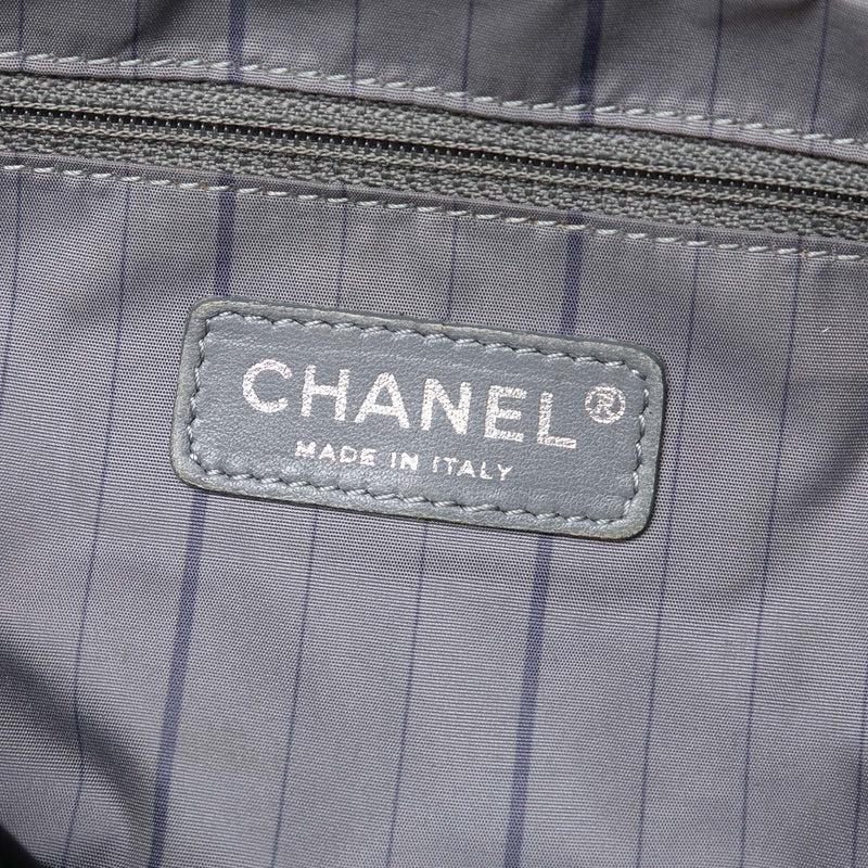 Quilted Lambskin Chain Shoulder Bag - Image 5