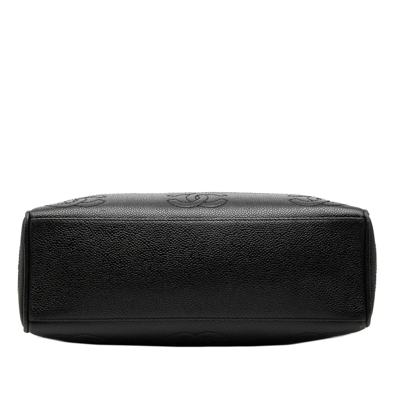 Triple CC Caviar Shoulder Bag - Image 3