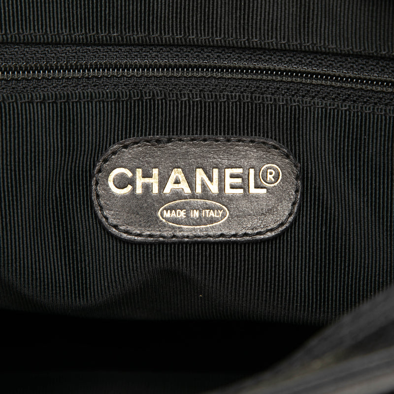Triple CC Caviar Shoulder Bag - Image 5