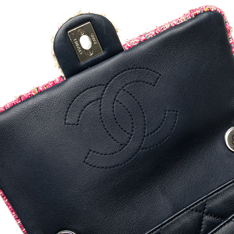 Quilted Lambskin and Tweed Elegant Trim Flap - Image 8