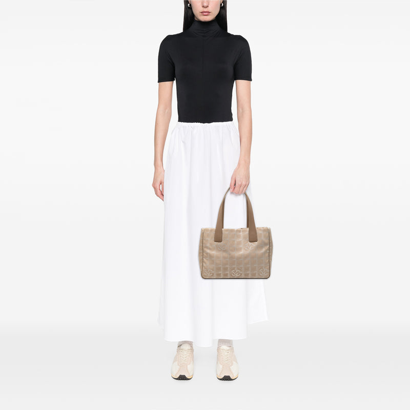 New Travel Line Nylon Tote - Image 7