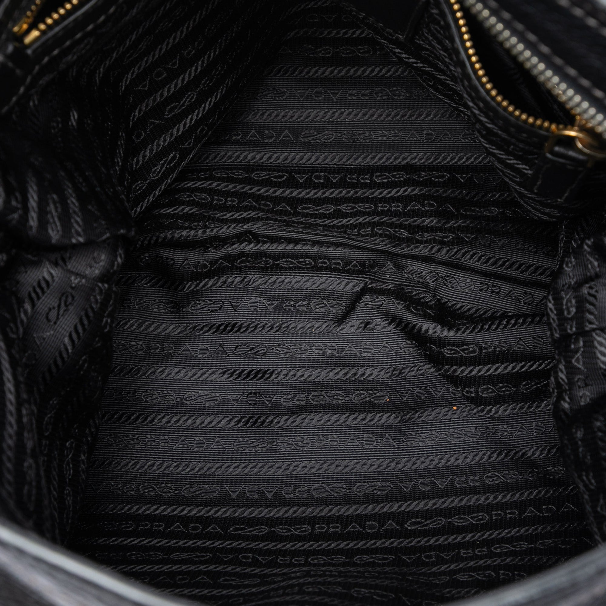 Cervo Deerskin Crossbody - Image 4