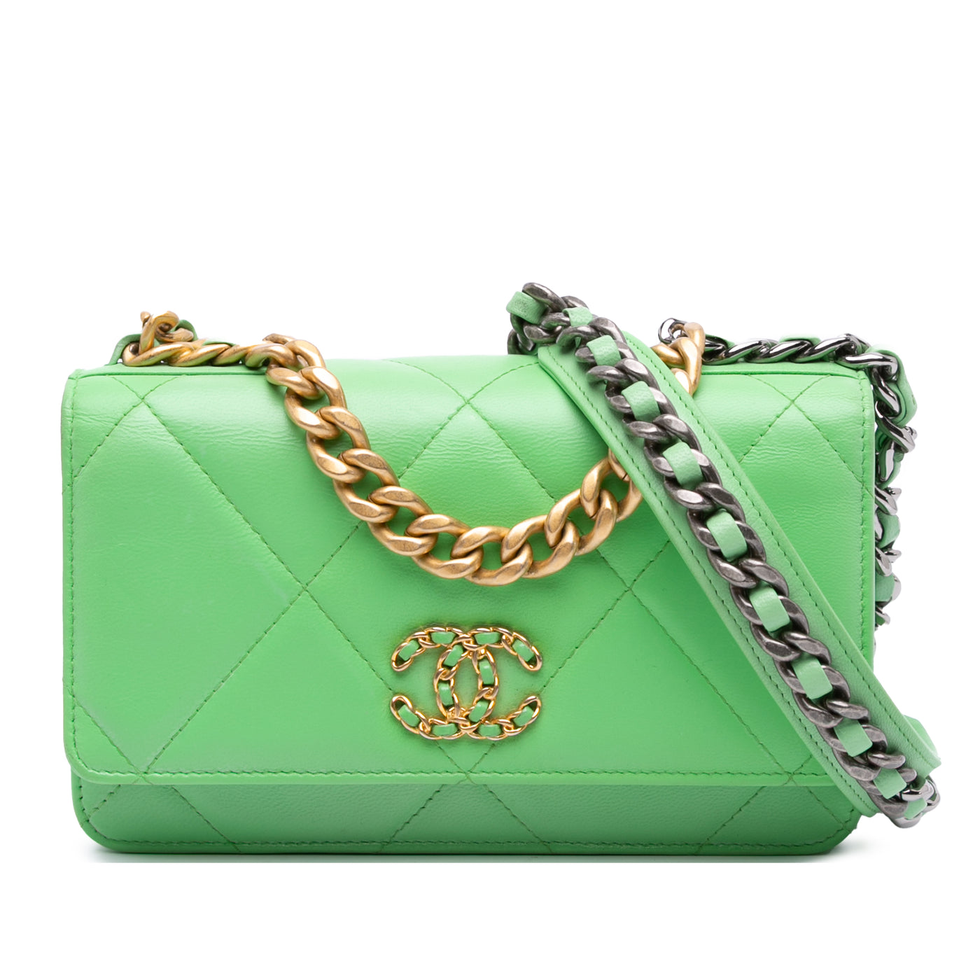 Quilted Lambskin 19 Wallet on Chain - Image 1