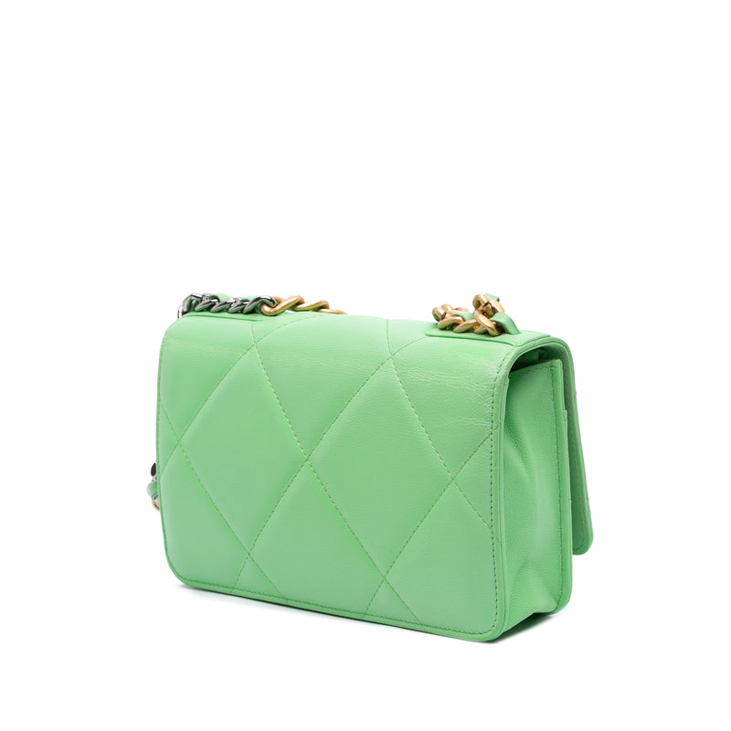 Quilted Lambskin 19 Wallet on Chain - Image 2
