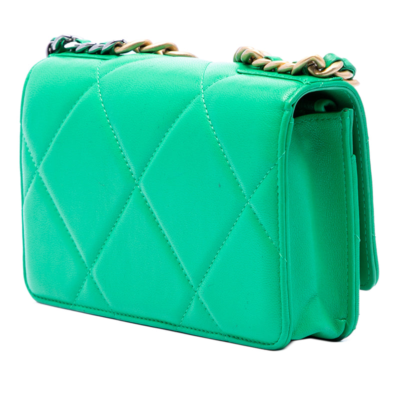 Quilted Lambskin 19 Wallet on Chain - Image 2