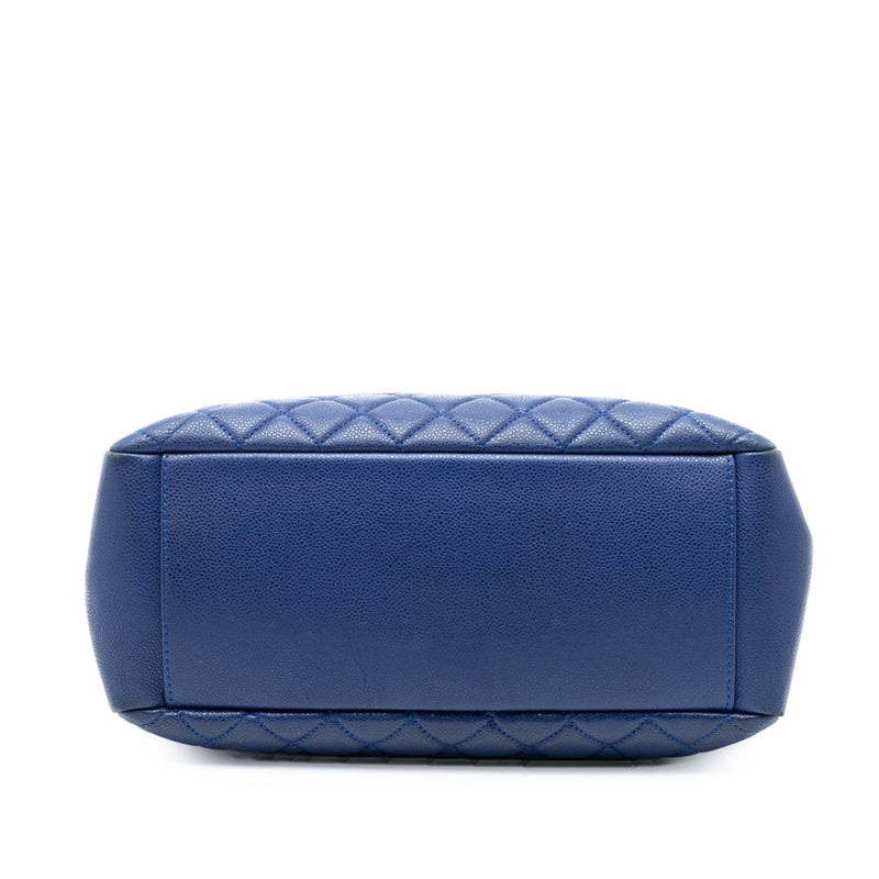 Caviar Grand Shopping Tote - Image 3