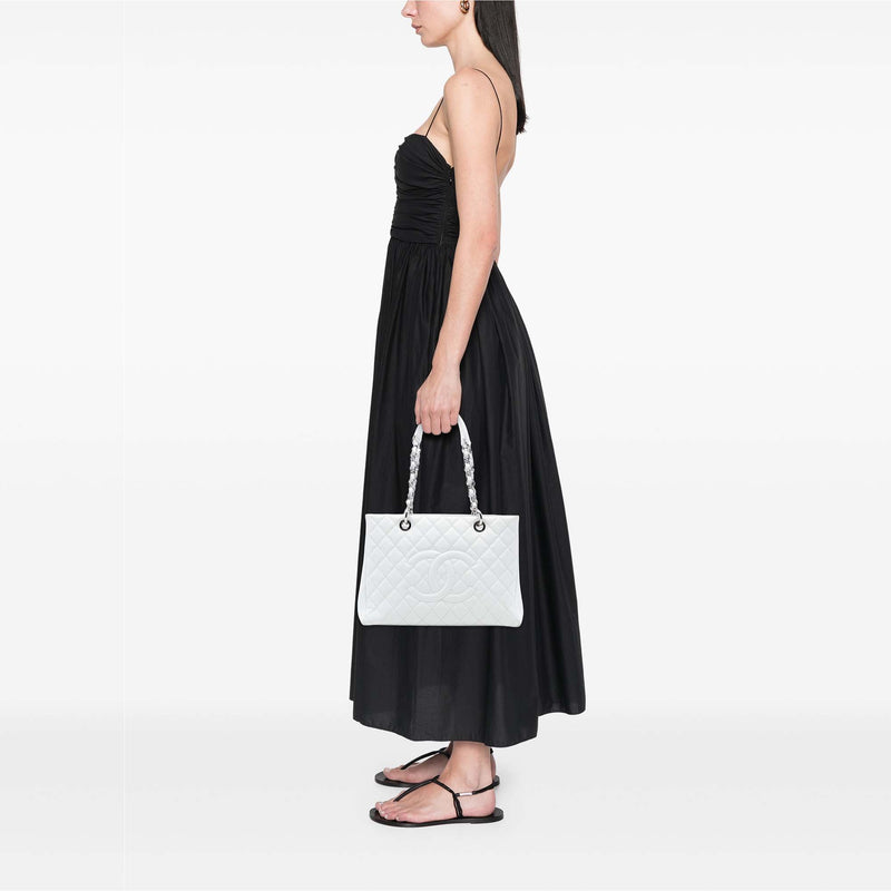 Caviar Grand Shopping Tote - Image 7