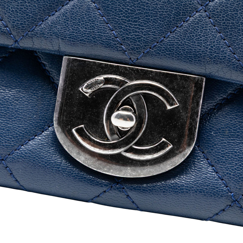 Large Quilted Goatskin Double Carry Waist Chain Flap - Image 6