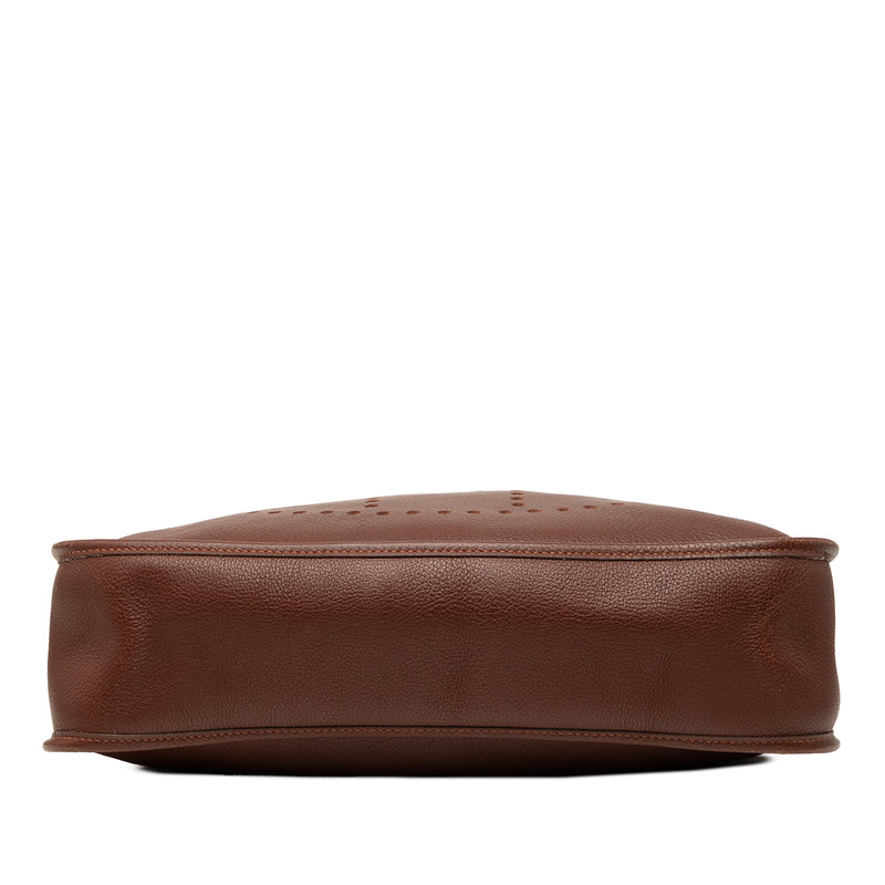 Clemence Evelyne 33 - Image 3