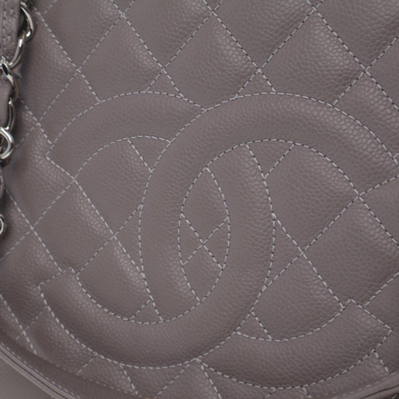 Caviar Grand Shopping Tote - Image 10