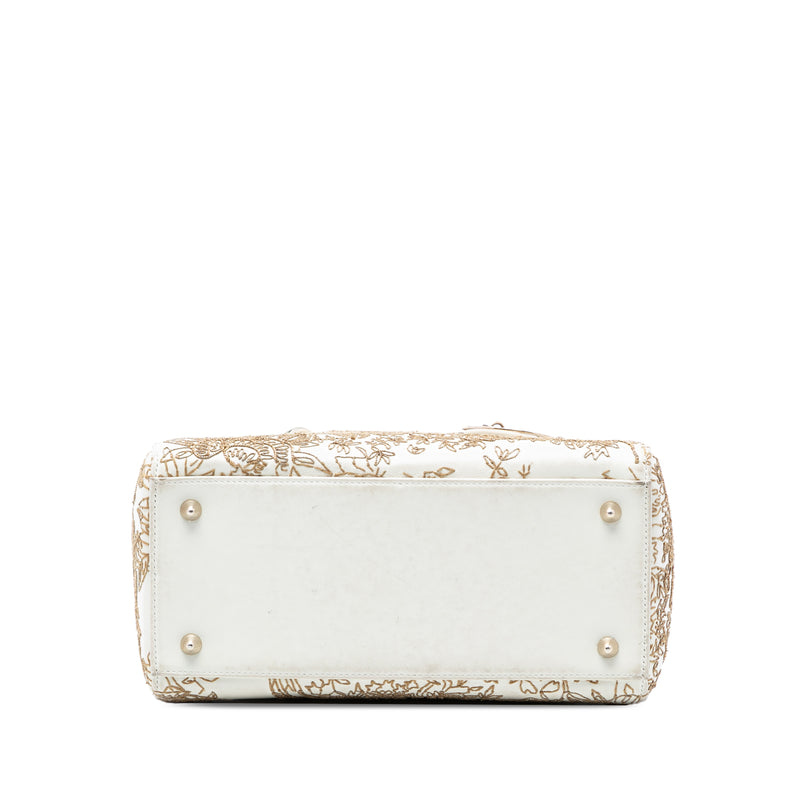 Medium Calfskin Embroidered Jardin D Hiver Lady Dior - Image 3