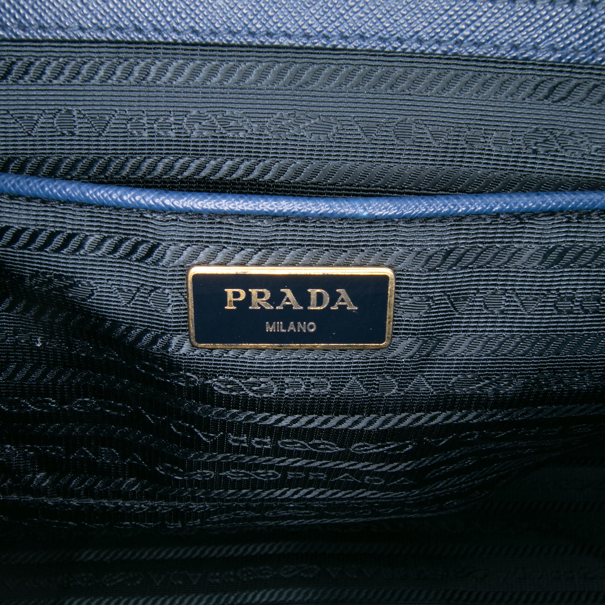 Large Saffiano Lux Galleria Double Zip Satchel - Image 5