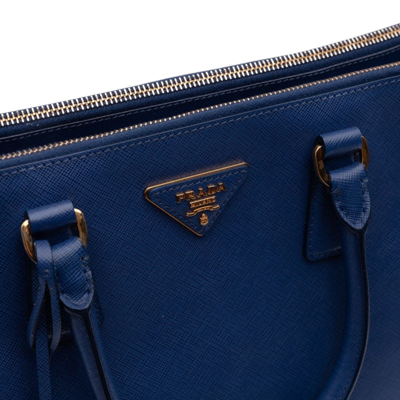 Large Saffiano Lux Galleria Double Zip Satchel - Image 7