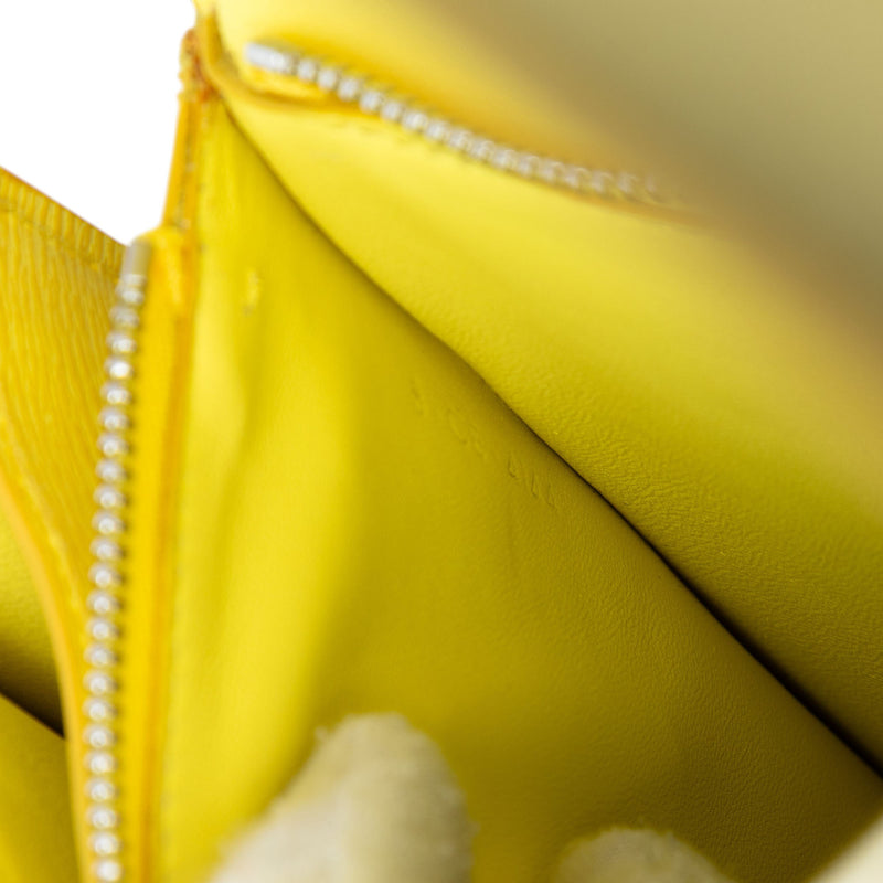 Medium Calfskin Classic Box - Image 6