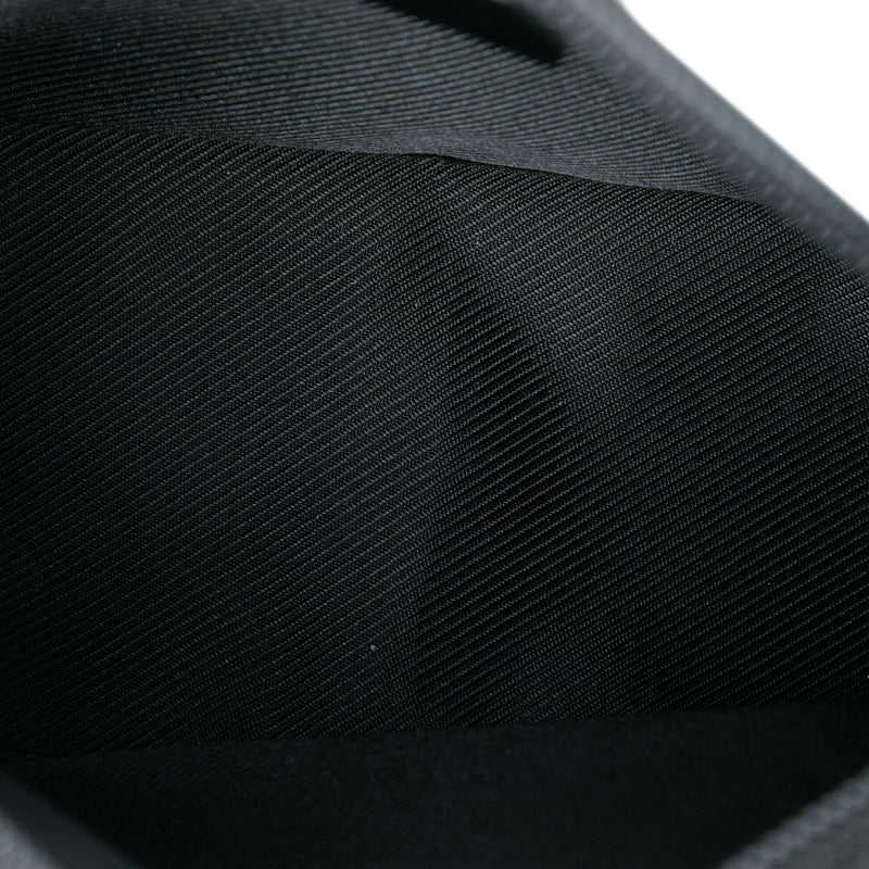 GG Canvas Handbag - Image 4