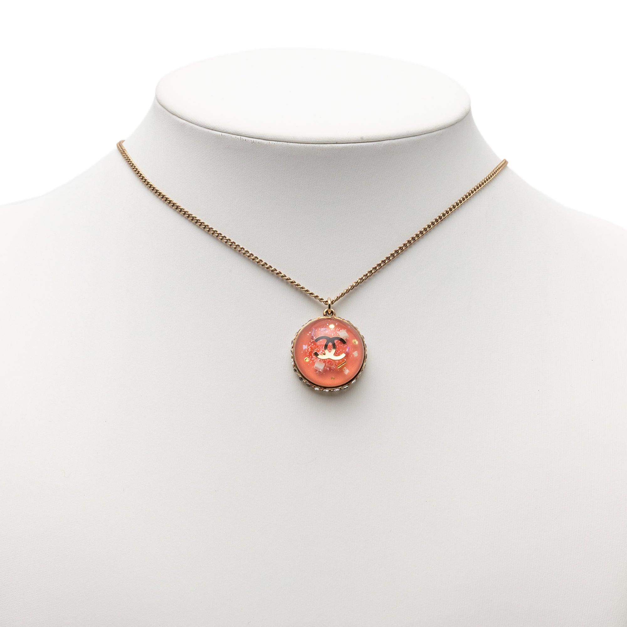 CC Gold Plated Resin Strass Dome Pendant Necklace - Image 6