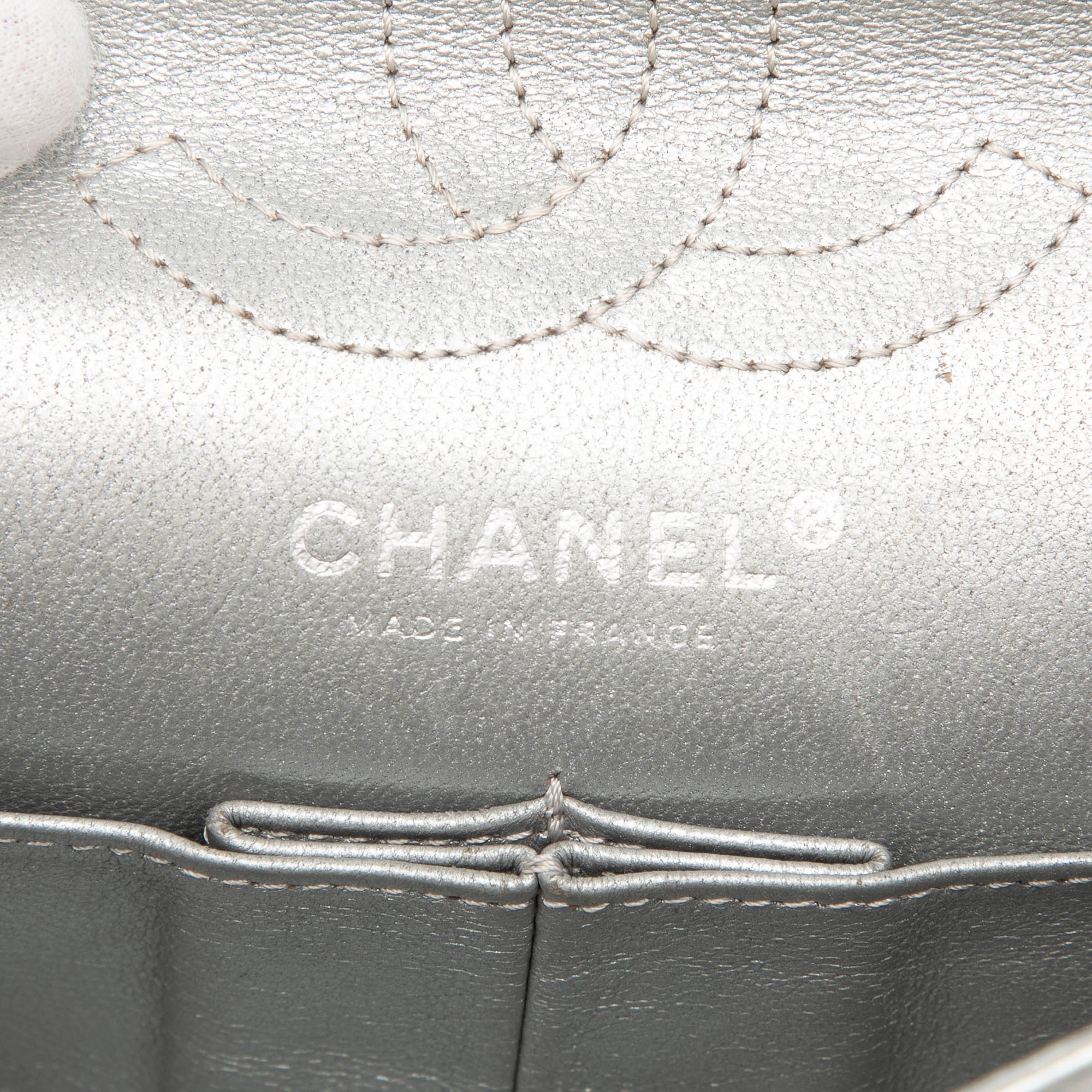 Metallic Aged Calfskin Reissue 2.55 Double Flap 224 - Image 5