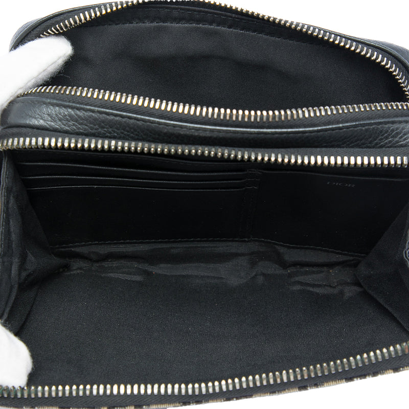 Oblique Canvas Zipped Pouch with Strap - Image 4