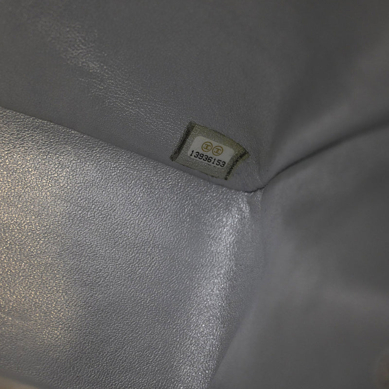 Jumbo Classic Metallic Lambskin Single Flap - Image 6