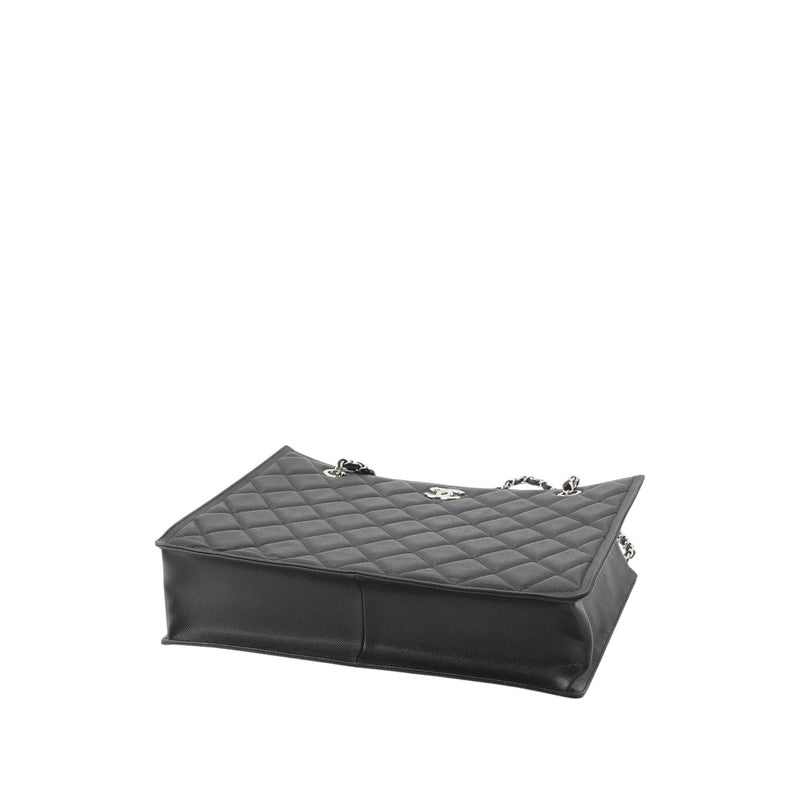 CC Quilted Caviar Chain Tote - Image 3