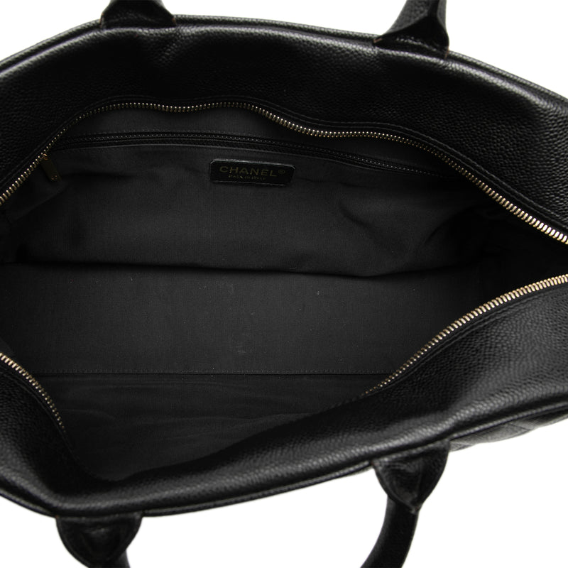 Large CC Quilted Caviar Bowler Bag - Image 4