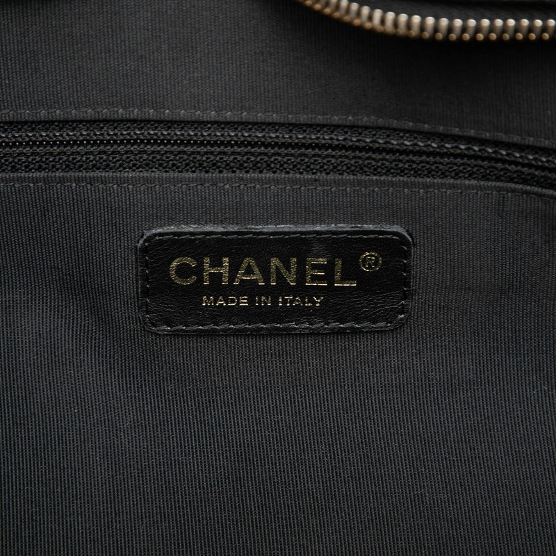 Large CC Quilted Caviar Bowler Bag - Image 5