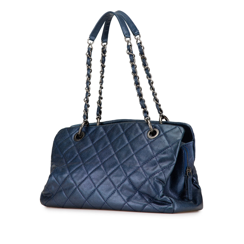Quilted Iridescent Caviar Chic Shopping Tote - Image 2