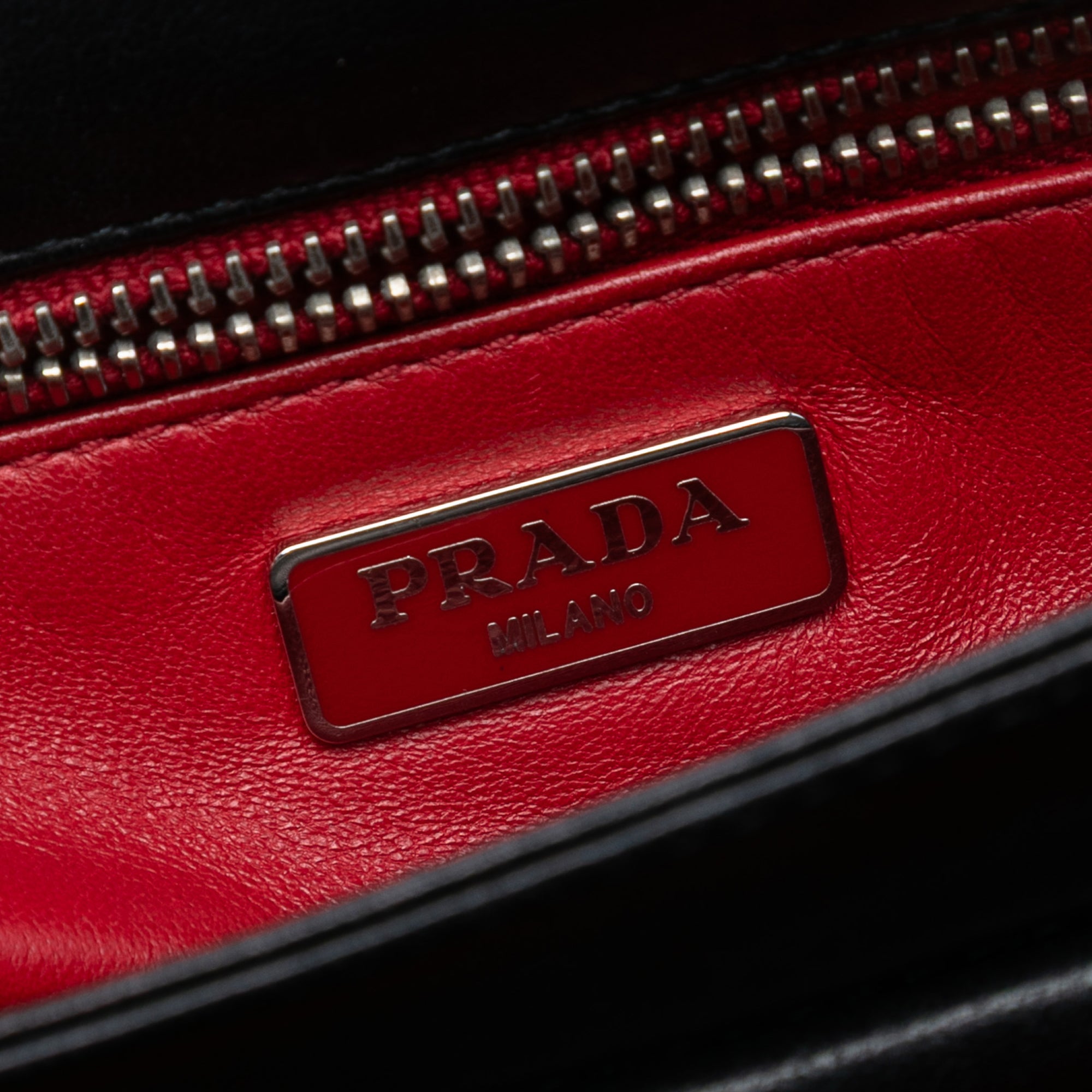 Nappa Gaufre Shoulder Bag - Image 5