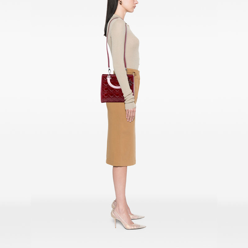 Medium Patent Cannage Lady Dior - Image 7