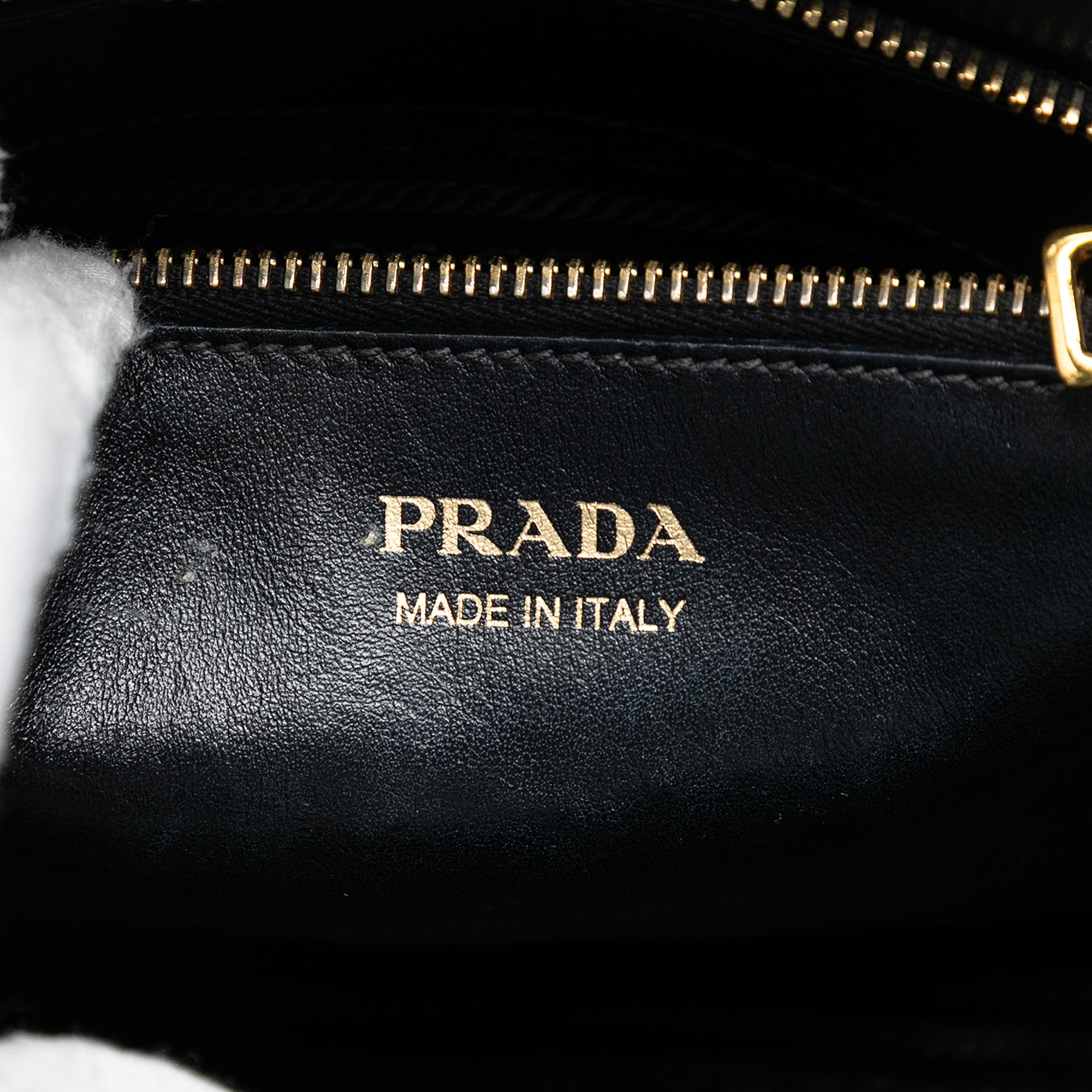 Saffiano Cuir Monochrome Satchel - Image 5