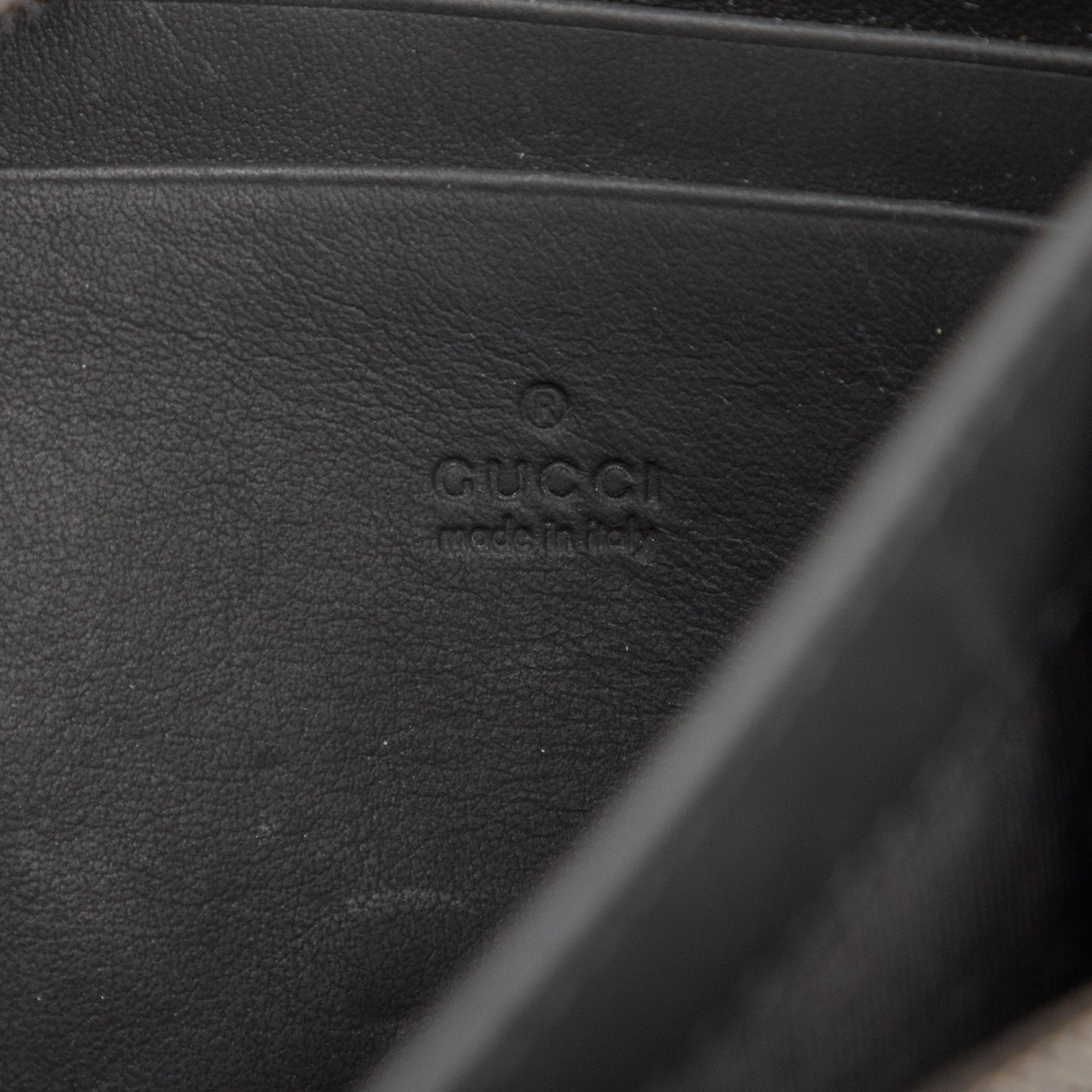 Suede Dionysus Wallet on Chain - Image 5