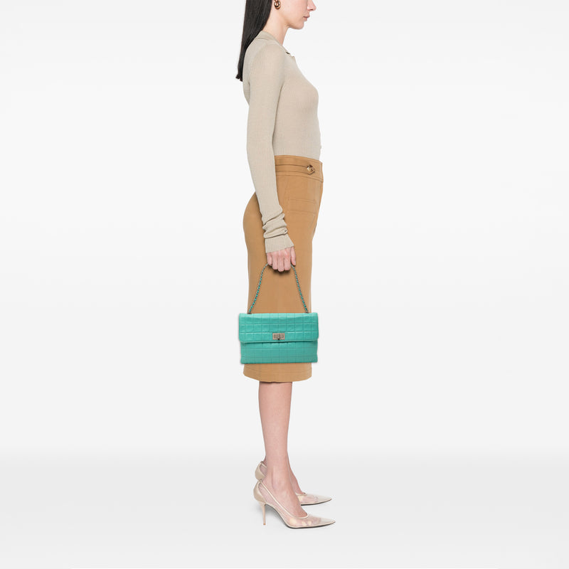 Chocolate Bar Lambskin Reissue 2.55 Chain Handbag - Image 8