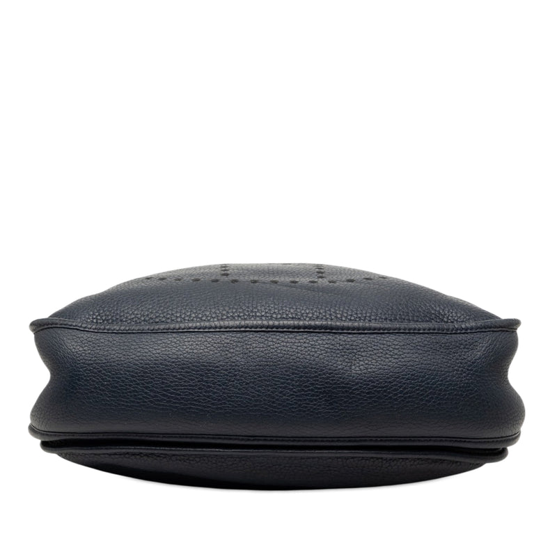 Clemence Evelyne III 29 - Image 3