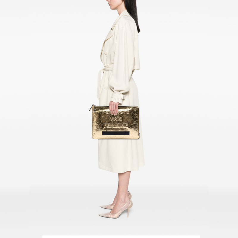 Metallic Crinkled Calfskin Feministe Mais Feminine Pouch - Image 7